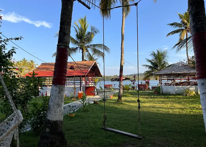 Lake Homes Varkala